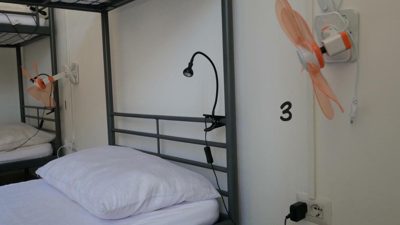 Urban Oasis Hostel *